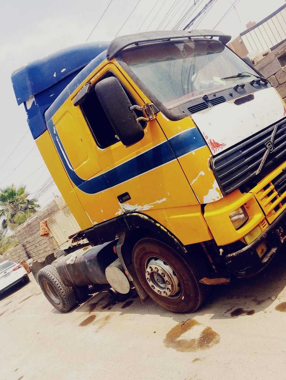 سلام عليكم فالفو للبيع موديل 97 كير محرك شاصي شرط مربوطه فلات شرط التحويل السعر 80 الشراي يتصل *********** مكلف بلنشر

