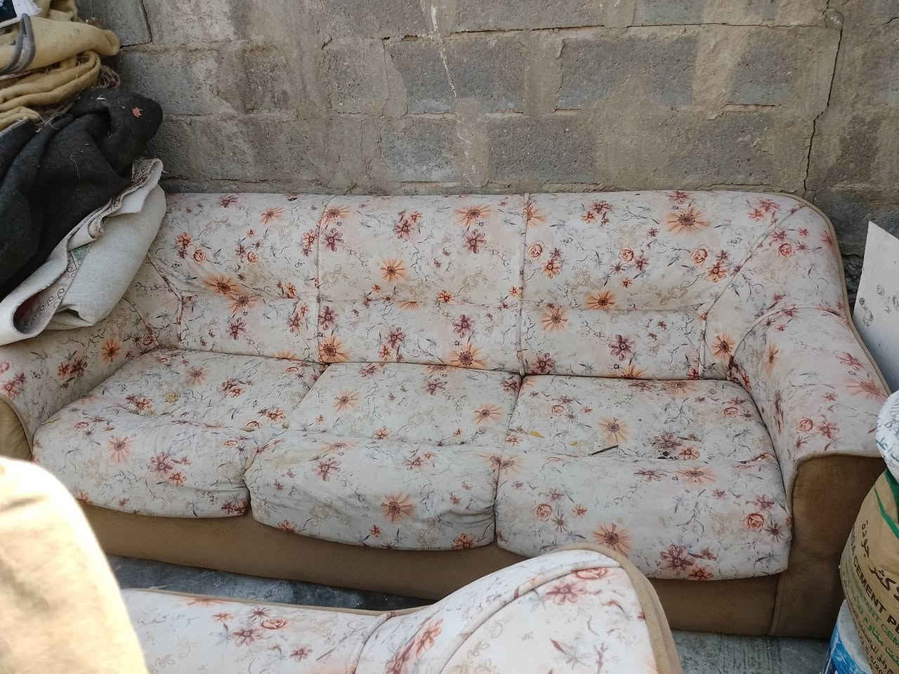 قنفات لبيع طباخ للبيع عنوان الخطيب الزراعي بسعر مناسب ***********
