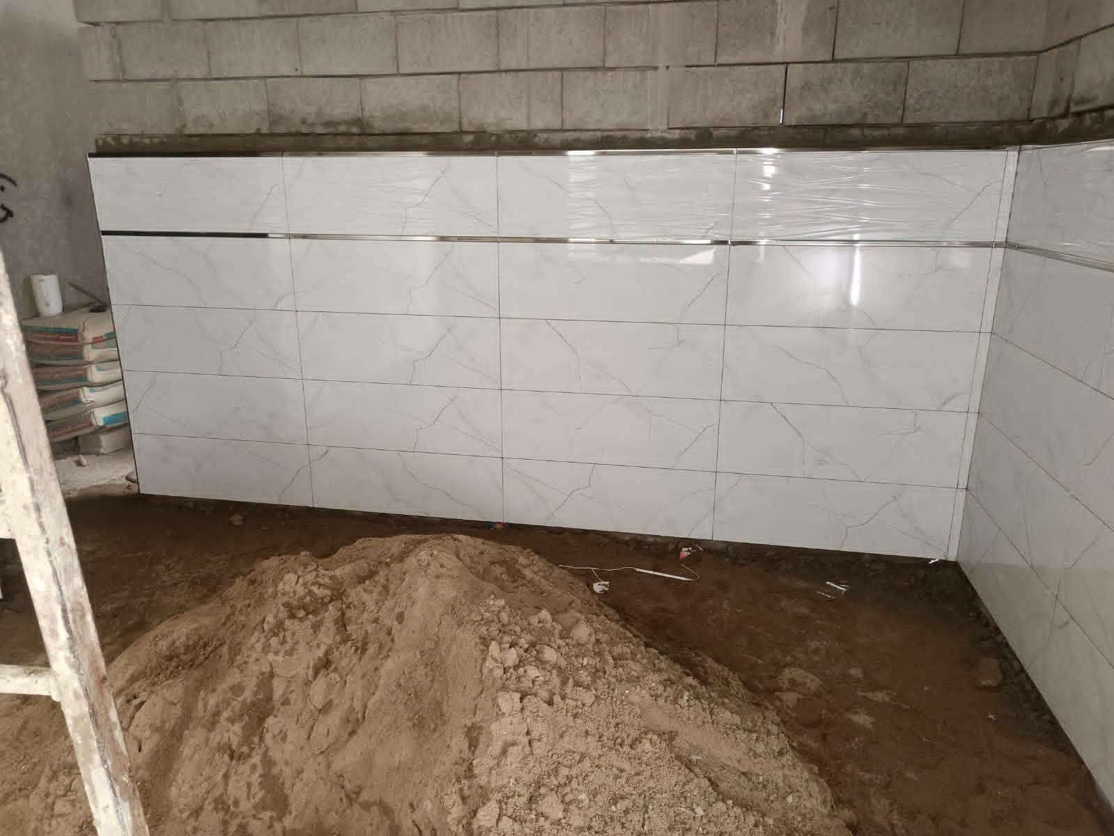 متفرغ حاليا
مستعدين لتطبيك الأرضيات وجدران  
شرط استلام مهندس بأسعار مناسبه داخل الموصل 
 الأتصال على الرقم 
***********
***********

نص مكتوب في الصور:
- Galaxy A13