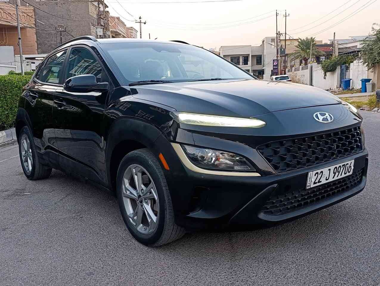 مرحبا لبيع هونداي كونه موديل 22نص مواصف بصمه فور ويل مكينه 2000دوش فول تحكمات استيراد كروز سرعه شاشاه كامرا  تشغيل عن بعد السياره جديد ماشيه 24يعني جديد حادثهه بس بنيد وبل عراق صار بيهه باب  سائق والي وراه والجاملغ الخلفي فق السعر 119ورقه مكاني بغداد عامريه رقمي *********** رقم اربيل بسم شركه تحويل وكاله حاضر اني  والسومار يمكم بل صور
