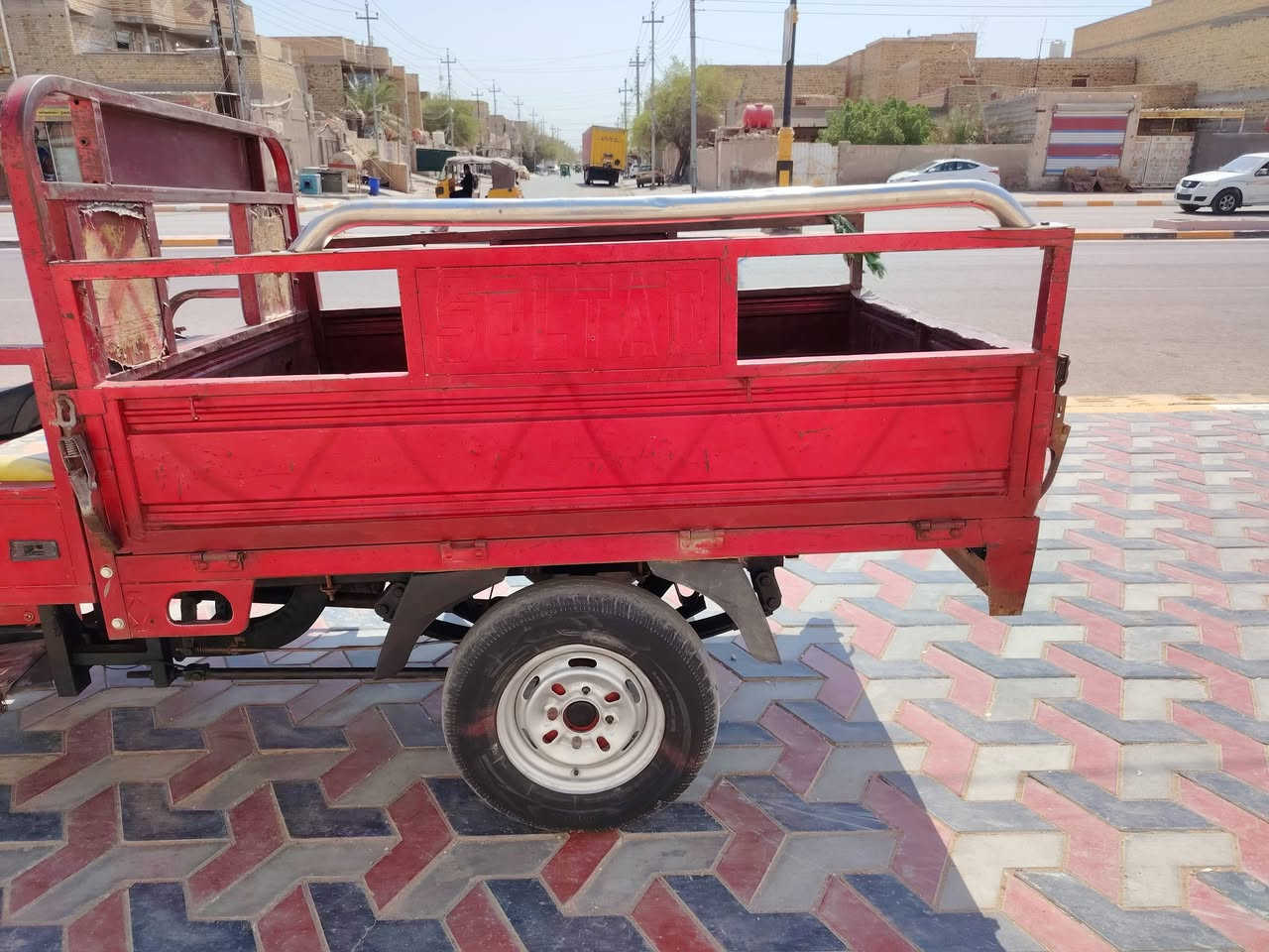 سلام عليكم ستوته لبيع سلطان ستوته نضيفه موديل 18 وراق كامله وكيله بشارع بغداد سعر مليون و800شراي يتصل ***********
