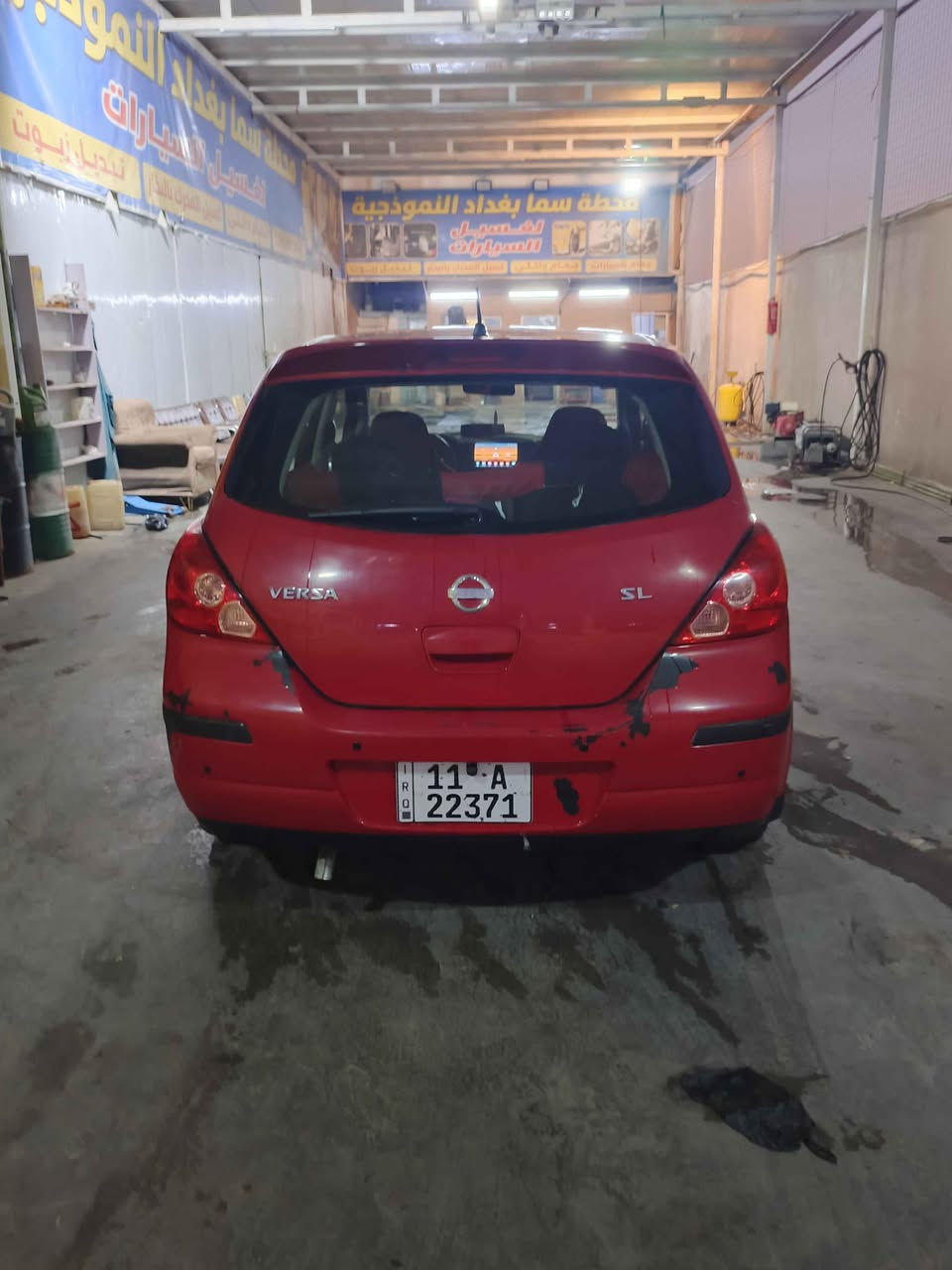 السيارة نضيفة وبل عافيا عل ياخذهاا 
السيارة حادثها جاملغ جهة السايق ضربة بصيطة كلش بدون لا شواصي ولا لغود السيارة مصبوغة احزام جمالية 
السيارة عليها ادامة كاملة  السيارة تحكمات جهتين ونضام ads 
من نوزلات من بلكات مجاول صدر امامي وخلفي جديد تايرات امامي وخلفي كلة جديد دبلات البارحة شديتهن هنة وصدر كامل امامي وخلفي جدد شركة 
السيارة متصرف عليها رب 
للعلم كير جديد شادة حاوية مختصر السيارة تنساها بعد 

مكان السيارة بل ليل التاجي منطقة اركية وفاضل 
من الصبح لحد المغرب بل غزالية شارع البدالة السعر. 60   اللة شاهد كلش متوازي واريد ابيع 

رقم الهاتف ***********
*********** بغداد, العراق
