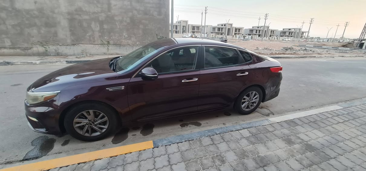 كيا اوبتيما للبيع او مراوس
مديل 2020
وارد امريكي 
رقم بصرة تحويل بأسمي
حادث السيارة خسفة بلبنيد ودعامية حادث خفيف 
مكانين بارد 
السيارة بدون صبغ وبدون تبديل 
صبغ فقط الدعاميات 
ماشية السيارة ٤٩ الف 
مكان السيارة بصرة  
***********

