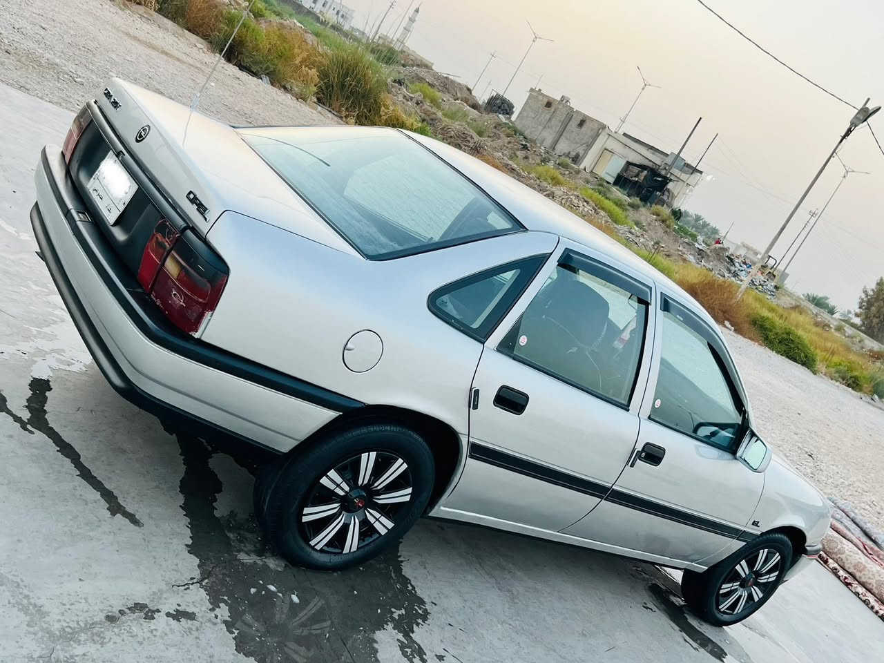 يالله اوبل فكتره للبيع موديل 92
محرك الفين بلادي كير عادي صدر
امامي خلفي مسجل اناره السعر35
احسن من صور مكان سياره الانبار
الرمادي جزيره الخالديه للستفسار 
***********
