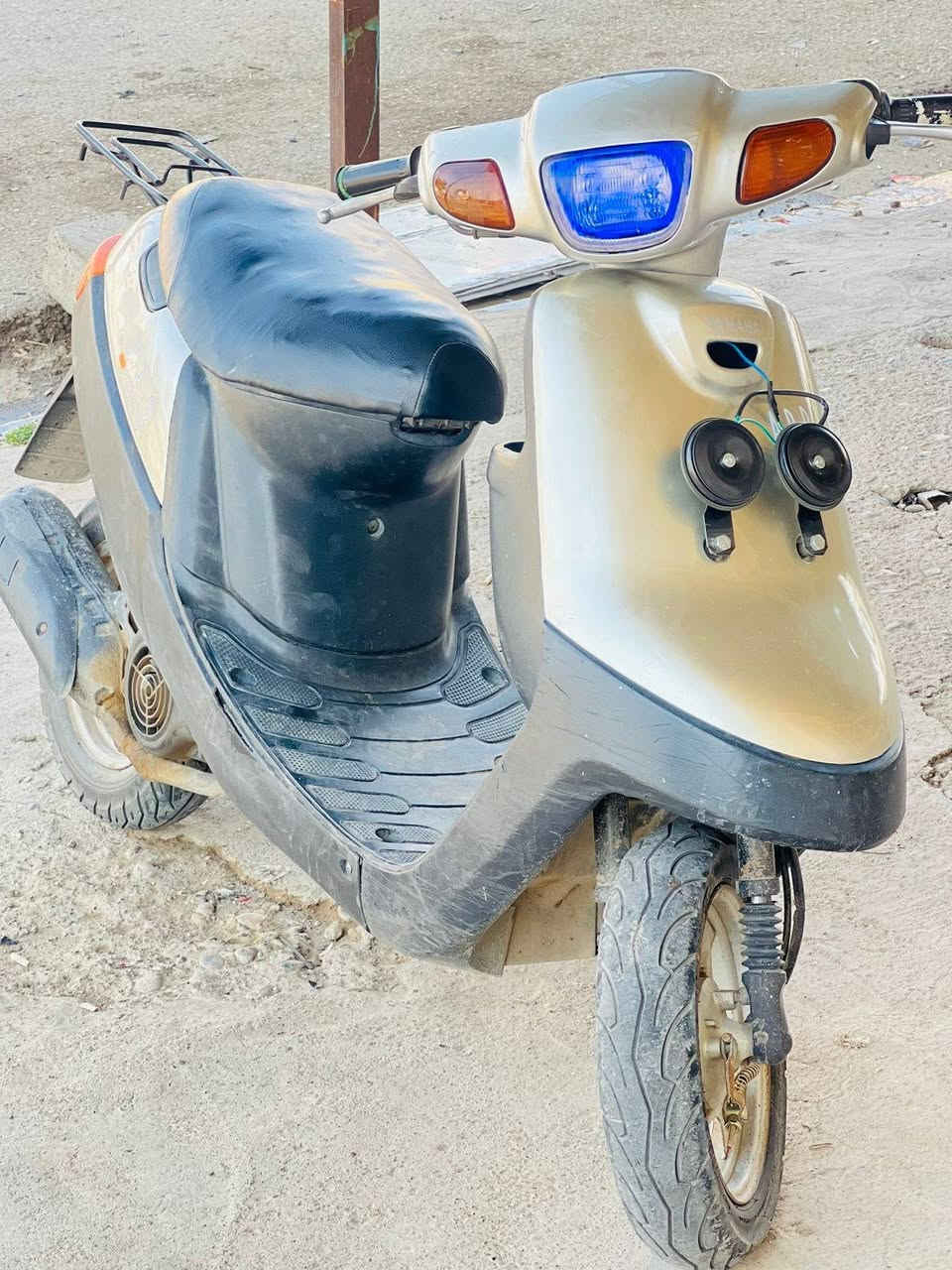 ماطور بوتين معمر مره وحده قبل سبوع كربيات كلو شغال شرط نكره سلف تحريكه ومعدل العنوان موصل يرموك السعر 400 او بي مجال  التواصل ***********
