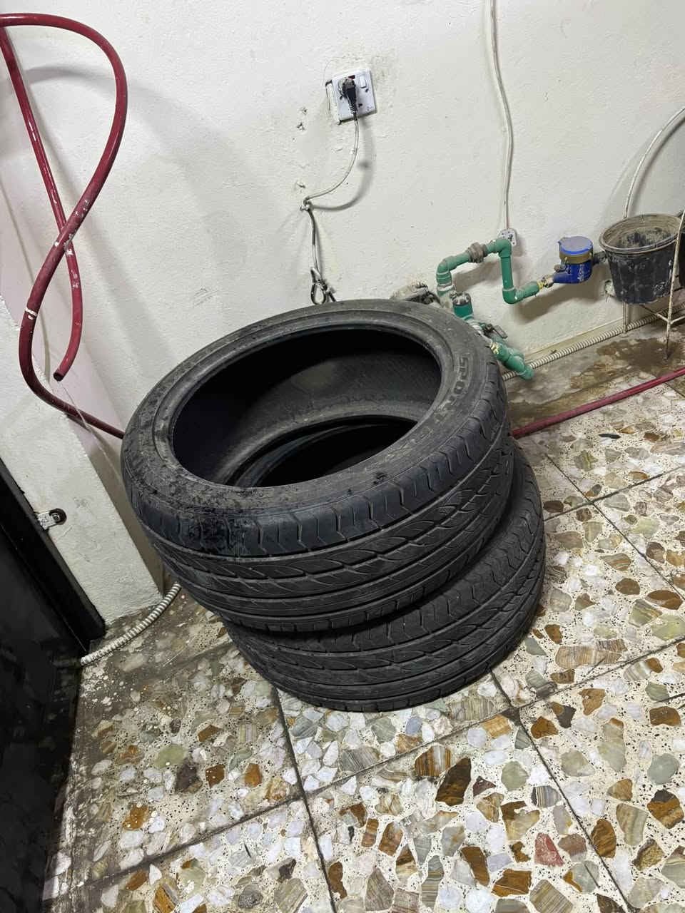 قطع جارجر • تايرات • زعانف