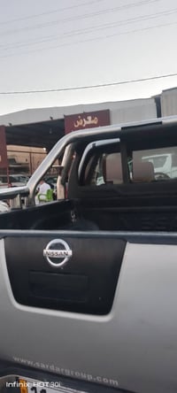 نيفارا • ٢٠٠٩ • قير عادي