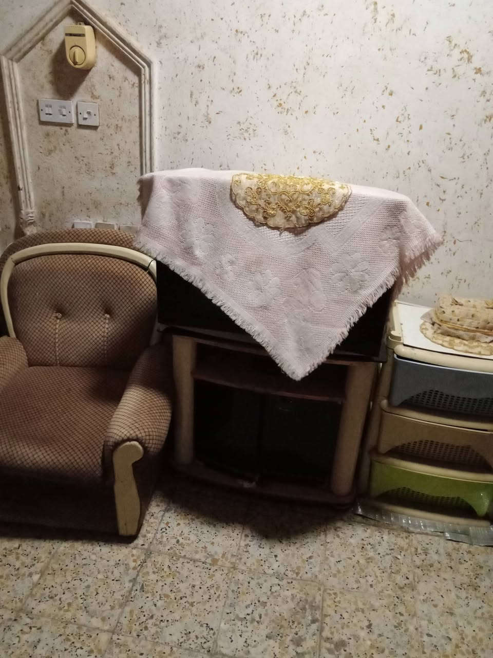 غرفة كاملة للبيع للاستفسار الاتصال على الرقم 
***********
