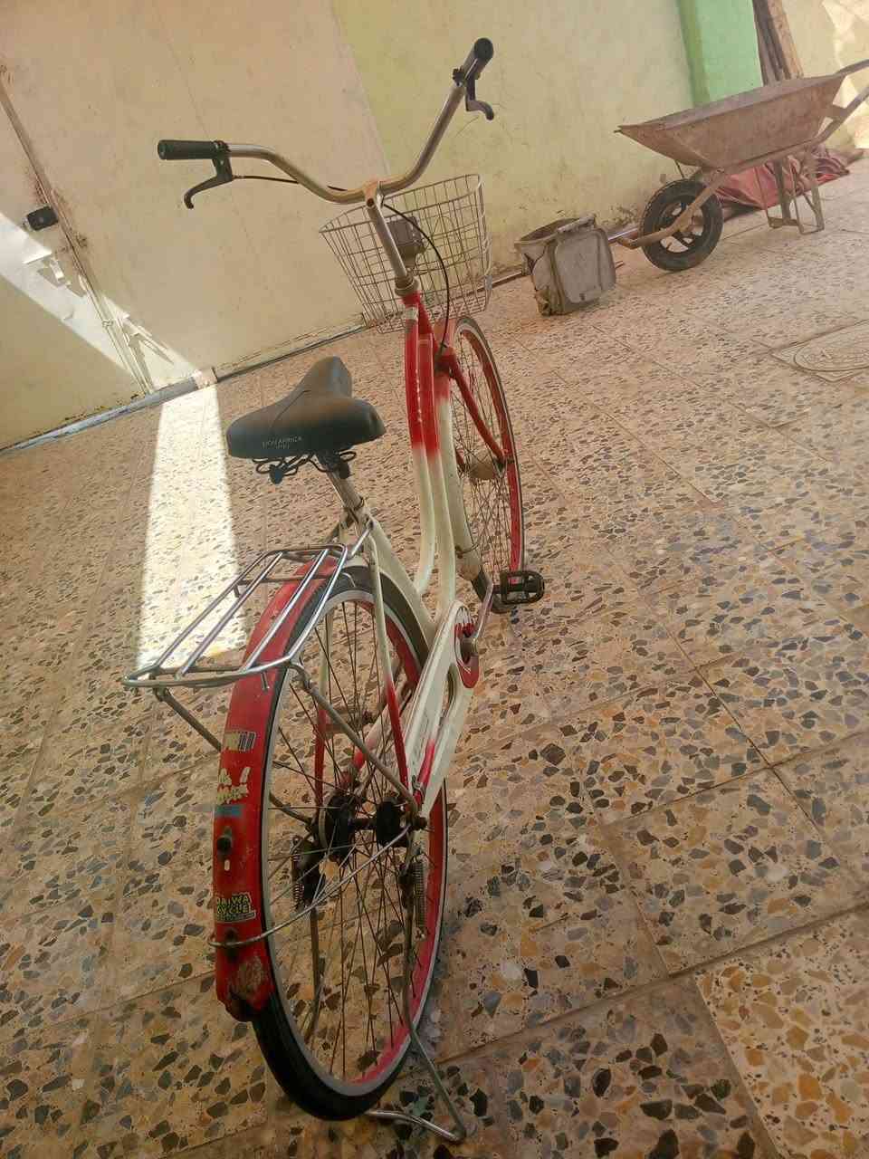 بايسكل لبيع @ حجم 27 مكاني النجف الاشرف حي العسكرية صيدلية رتاج الفرع الثالث 65الف رقمي للتواصل ***********
