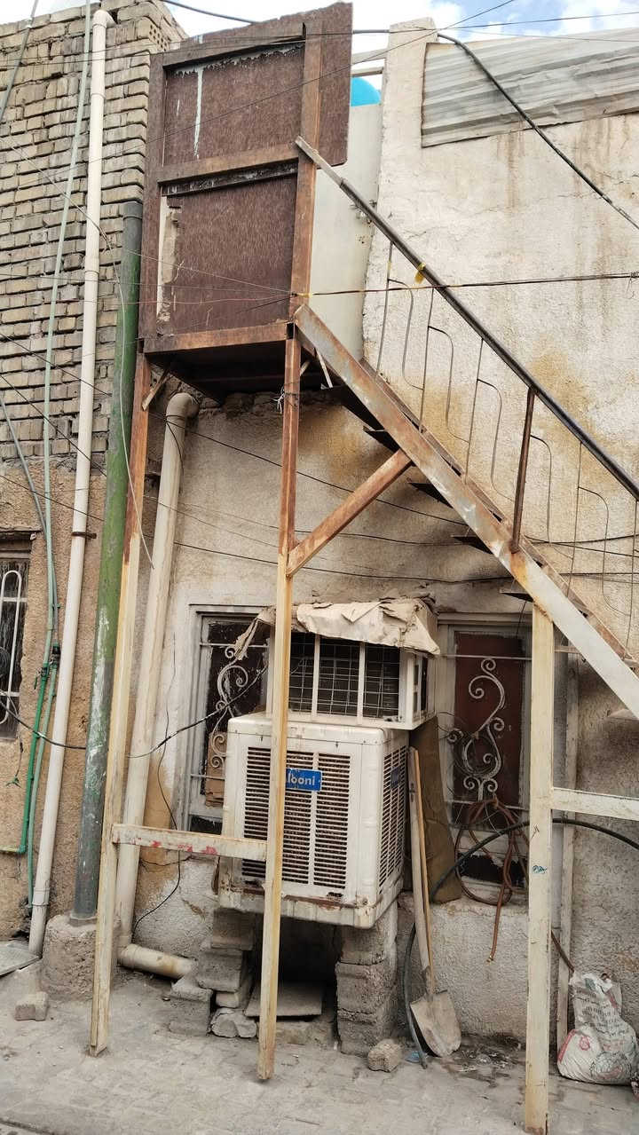 للبيع مستخدم 4مترات و نص الاتصال على الرقم ***********

