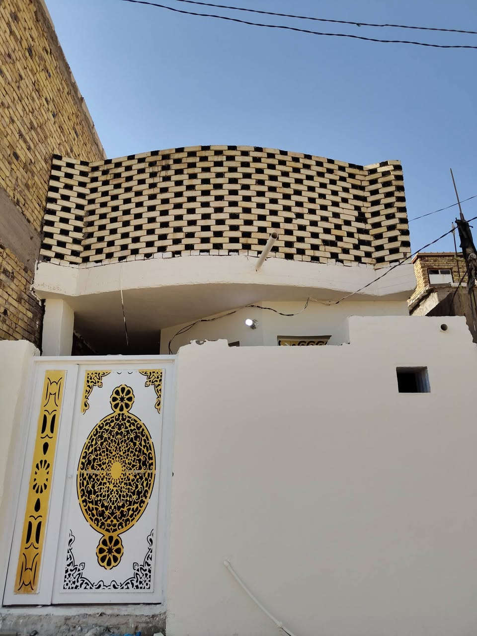🏠 على بركة الله

🔹 دار طابو صرف للبيع
📍 الموقع: النجف الأشرف – حي الميلاد – منطقة الـ94
📍 قريب من الحولي

📐 المساحة: 100م

🏗️ البناء: طابوق
🏠 السقف: صب كونكريت مسلح

يتكون الدار من:
▫️ غرفة
▫️ صالة
▫️ استقبال
▫️ مطبخ
▫️ صحيات داخلية وخارجية

✨ الدار نضيف جداً وموقعه جيد

📞 للاستفسار أكثر:
***********

🏢
