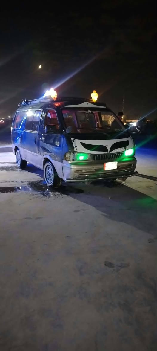 السلام عليكم كيا بريجو٠ موديل 97 رقم بغداد تحويل ثاني يوم احول لك السعر 45 وبيها مجال سياره تخم تاير شواصي كفاله عامه ماكينه  كير واكسين كفاله ***********
