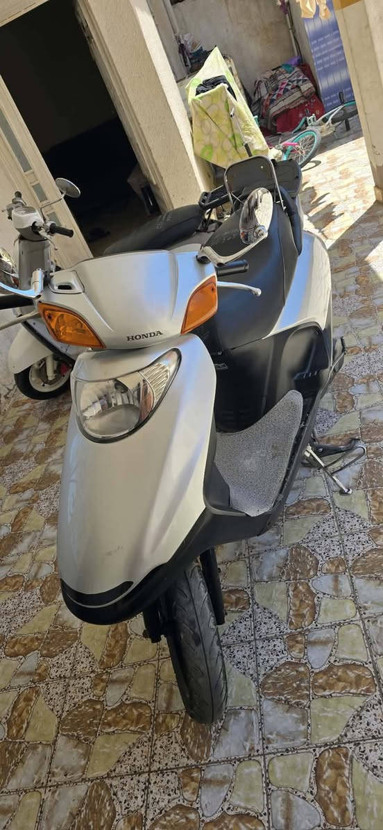 سبسي ياباني للبيع الدراجه كفاله عامه بعدها بوضع الرمبه ماشيه 22كامله مابيه نقص كفرات ومكينه مكفوله تجي وتشوفه مكاني كوت الخاحيه للاستفسار الاتصال ع رقم‪‏‪***********
