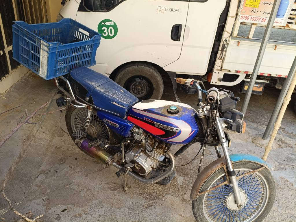 ئەو ماتۆڕ تایگەرە بۆ فرۆشتن مەکینە و هەمووشتی بەشەرت مەنەفێست و شتی خۆی هەمووی لەگەڵە  500هەزار و کەمێک مەخامەلە  ژ..***********.*********** رانية, السليمانية
