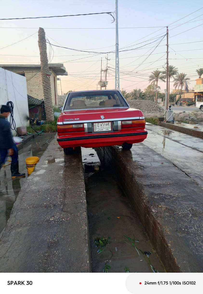 السلام عليكم سوبر موديل 85 سياره جاهزه وجديده مكينه 2500 تبريد وي السويج حداديه جديده صبغ بس الهلال ابيع حزام تخم تاير سياره جاهزه و جديده شرط المداور  سعر 47 وبيه مجال حك الجيه الاستفسار تصال على الرقم ***********
