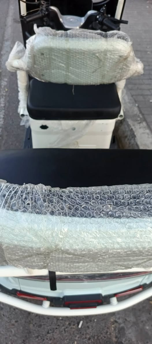 سلام عليكم دراجه شحن كلش جديده كلهه شغاله لتفاصيل داخل لفيديو رقم صاحب لدراجه *********** سعرها مليون وخمسميه وبيهه مجال
