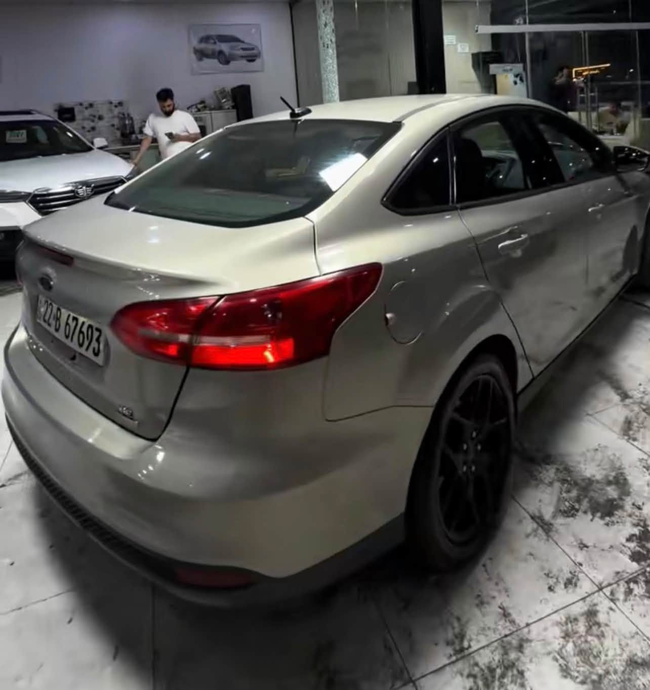 Ford Focus 2016
فۆرد فۆکسی موديل ٢٠١٦ سةيارةکي جوان و ريكو پيك

سةيارةكة فول فول مواسةفاتة بةس سلايد نية

گێر تۆماتيک

سوکان تعديل السرعة

شاشە و کامێرا

چوار جام كارةباي

ئاوينة شةفتة 

سةيارةكة ٢ پارچةي سبوغة بي ژؤري 

گێر و مەچينە کارەبايات هەموي بەشەرتە

رەقەم و سەنەوي  نوێيە

سعر ٥٧ مةجال زۆر کەم 

تةلةفون ***********  واتسئاپ  ڤايبةر
