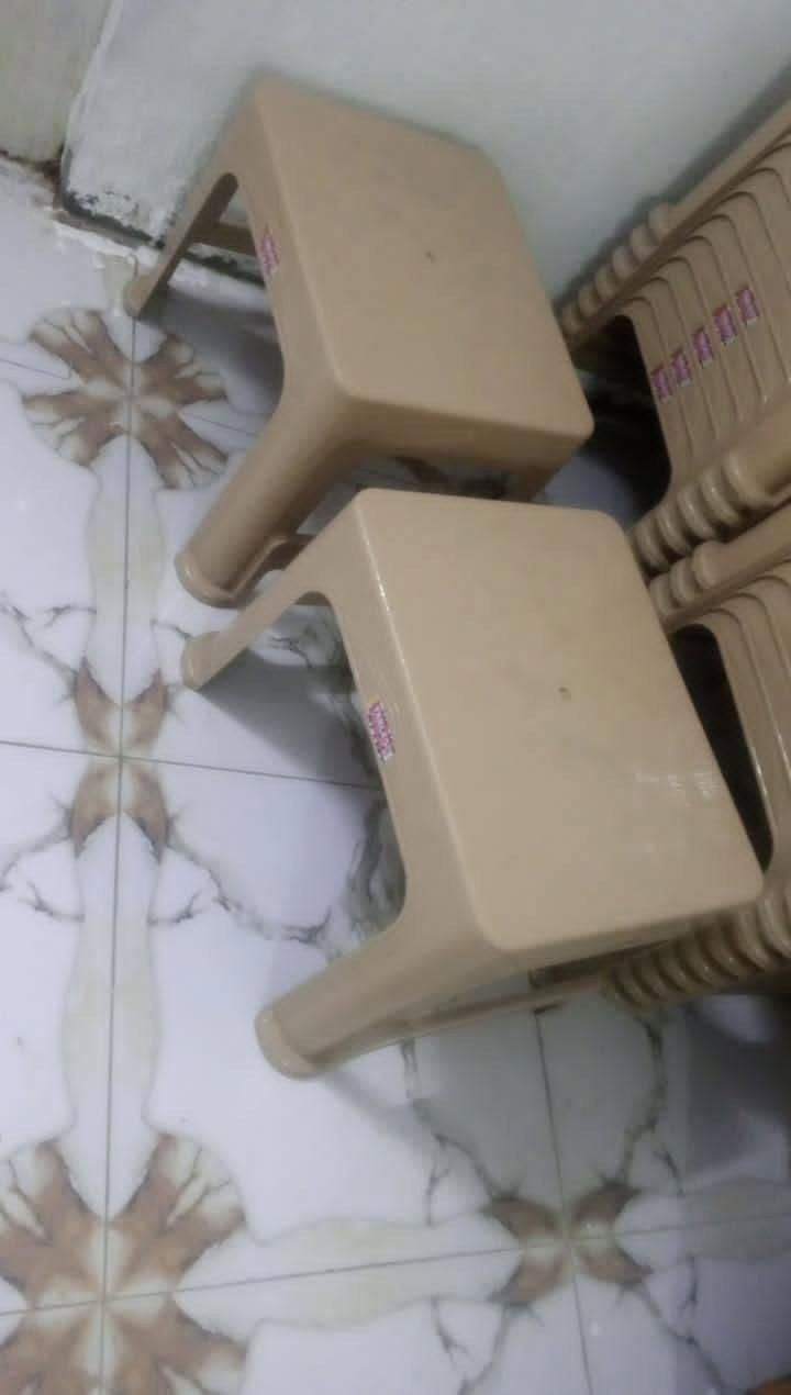 السلام عليكم عندي طبلات اريد ابيعهن ٢٣ قطعه سعر القطعه ٥الاف العنوان الخالص 
***********
