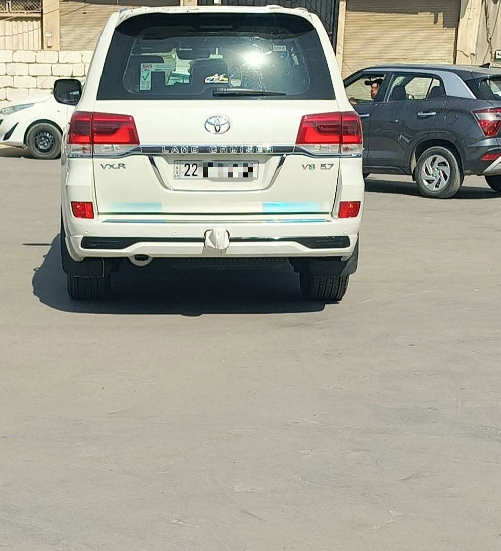 لاندكروزر • ٢٠١٦ • رقم اربيل