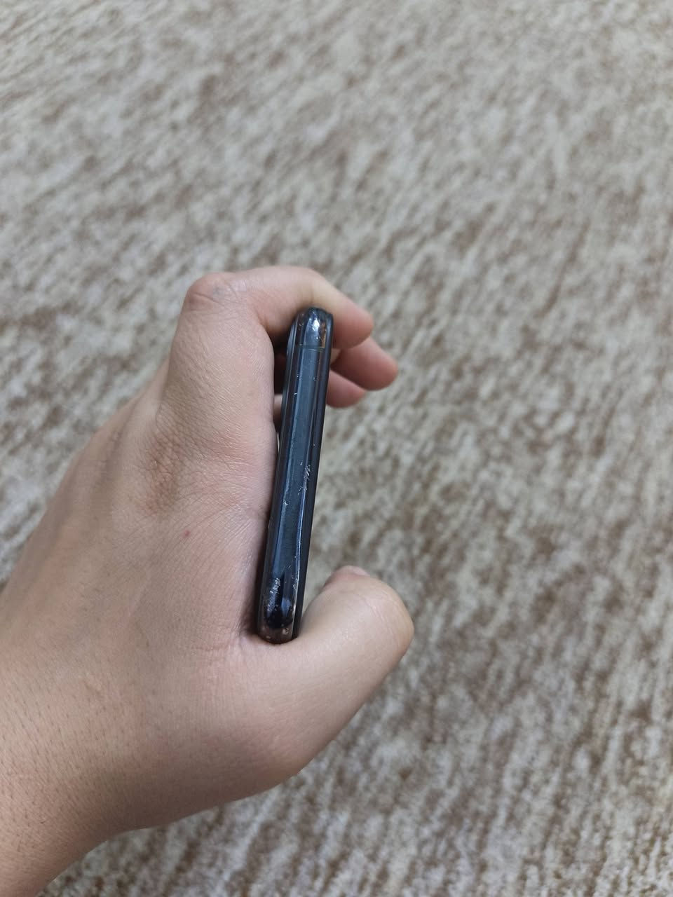 ايفون ١١ برو ماكس • ٢٥٦ • ظهر مكسور