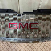 شباك GMC • يوكن • ميسان