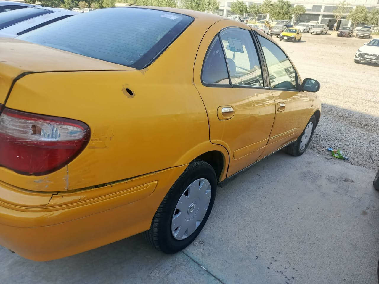 سەنی بۆفرشتن سەنەوی عەسڵی بی مشکیلەیە زۆر پاکە  مۆدیل 2002چورتایەی لۆکەماڵی ئیشە یەک ئایفلۆی نوقسەنە کەمی تەکەوڕەقەیی پیشی هەیە  سعری  38کەمی  مەجال ئاڵوگۆڕ دەکەم  بەتیدا
