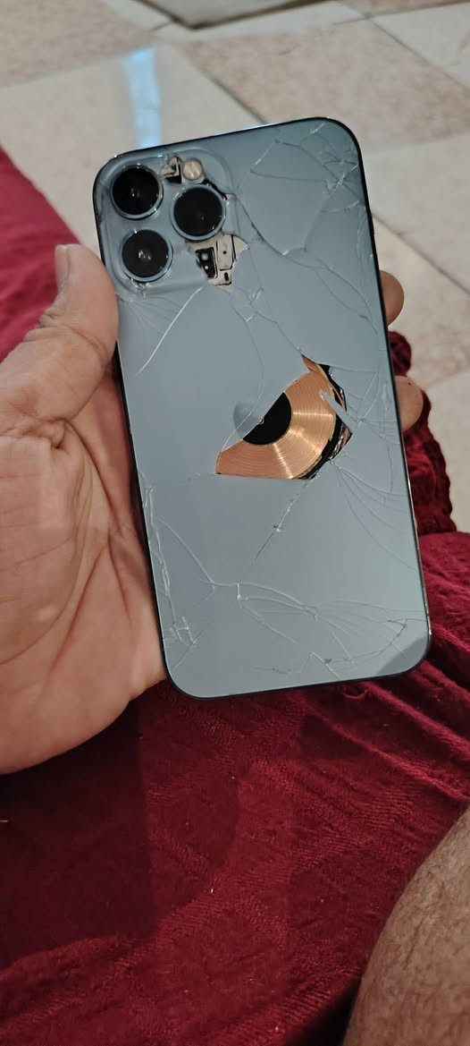 سلام عليكم ايفون 13 برو ماكس للبيع
ذاكره 256
بطاريه 69
جهاز شوفت عينك يحتاج تبدل ضهر ما يكلفك
باقي التفاصيل بل صور تجي تفحص وتشوف
سعره 425
مكاني بغداد دوره
***********

