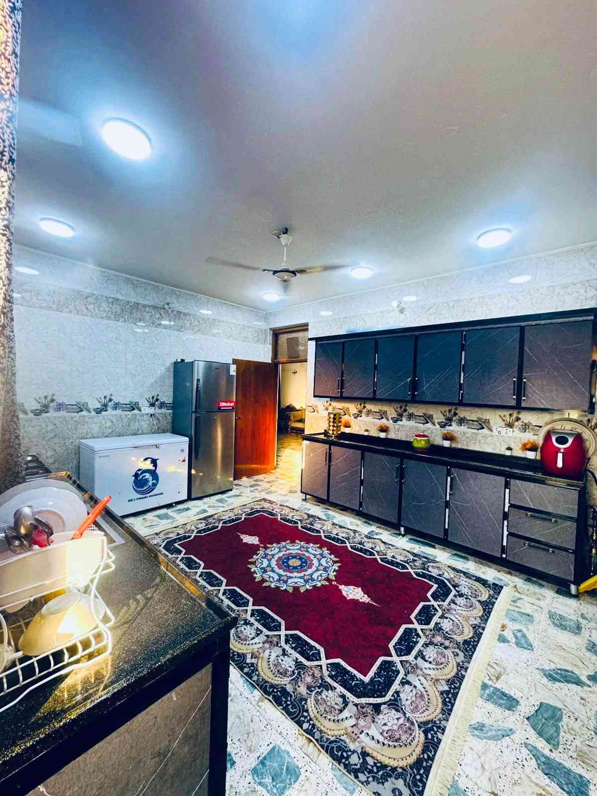 عادت النشر
السلام عليكم دار للبيع
المدائن في منطقة الجعاره

شارع عبود التركي يبعد عن الشارع العام 200متر 

يحتوي الدار على

عدد الغرف 2

صاله كبيره

وستقبال

ومطبخ حار و بارد خارجي خلف البيت 

وصحيات داخليه وخارجيه

مخزن خلف البيت 

البيت طابق واحد

المساحة الكليه 564م

مساحة البناء 200

الاستفسار

***********

وتساب وتصال
