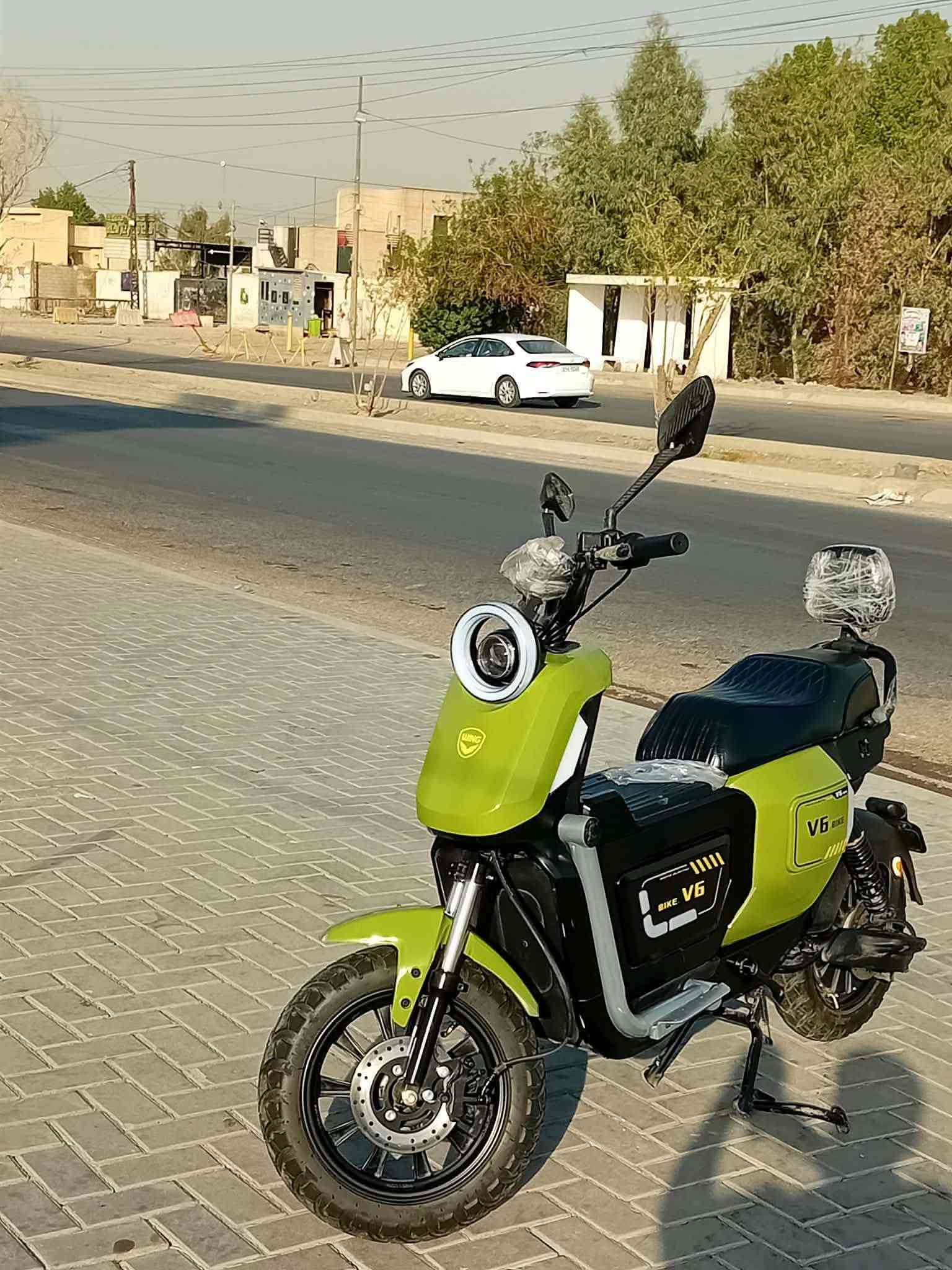 السلام عليكم 
دراجه شحن v6
5بطاريات
دراجه ماشيه شي قليل 
العنوان بغداد البياع شارع قطر الندى 

***********
