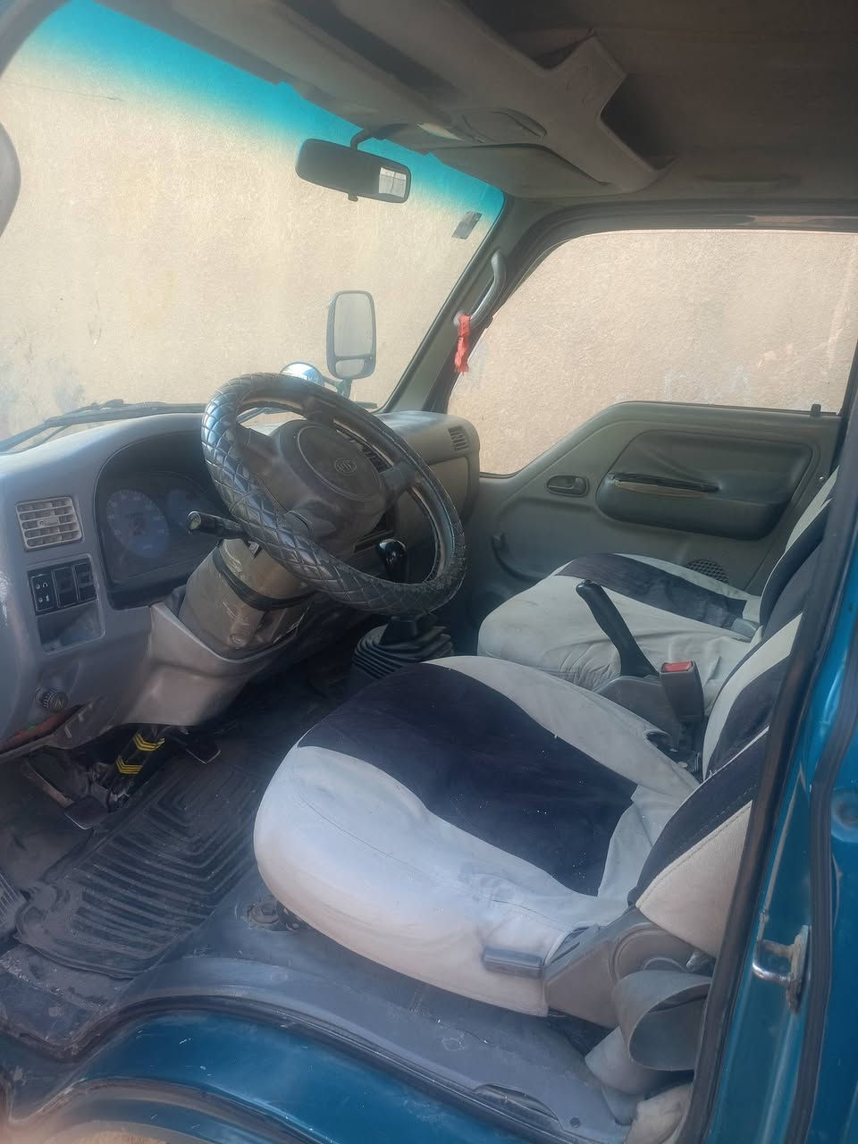 فونتيرا ام عيون 2001 وهاي الصور كدامك السعر 90
وللتواصل +964 770 610 3479
