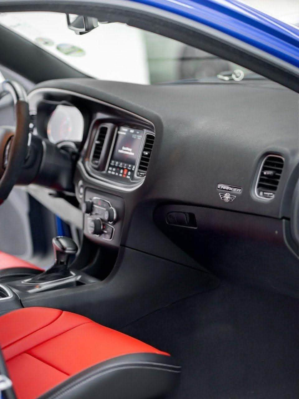 خليجي وكالة هارلم 2021 dodge charger GT
رقم شمالي أربيل تحويل ثاني يوم
فول السيارة عدا الرادار

السيارة مغلفة ppf

الجلد طبيعي اصلي ضمان 5 سنوات والتغليف ppf ضمان 5 سنوات

السياره مكفولة كفالة عامة بدون صبغ

مكان السياره بغداد

*********** : للاستفسار
