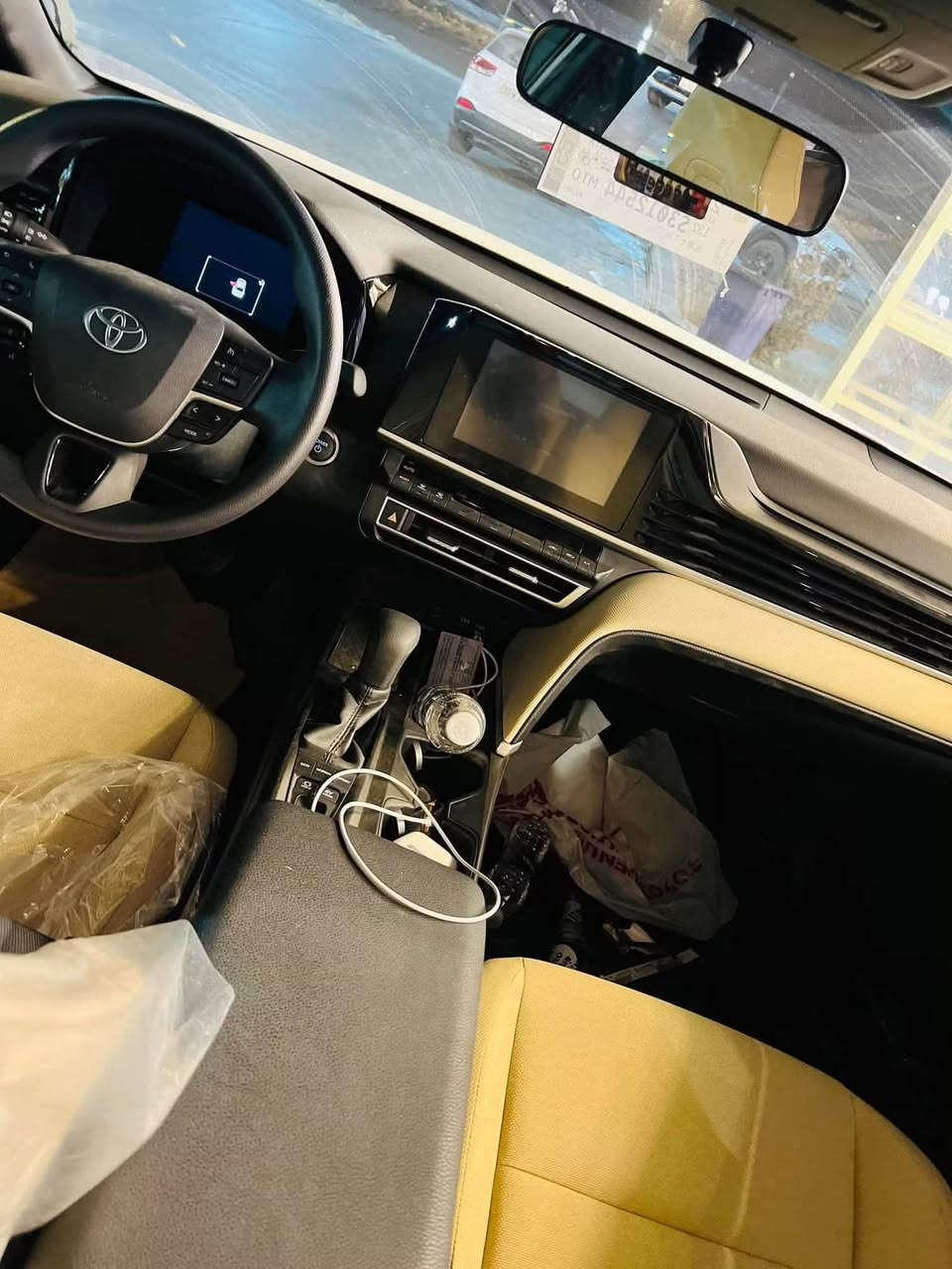 كامري 2025 زيروو ياباني اصل والسعر حلو
ماشيه 600 كيلو فقط مسافة طريق بغداد
نص فول فئة E قمارة حديد 
السياره كفالة عامه مـن الطول للطول بتراب الشركه
راعيها كفالة 100% 
السياره رقم بغداد وراعيها بغداد وكالة مضمونه 
اقساط السياره 
مكانها بصره 
السعر مناسب جداً 192$ ومجالها جداً بسيط 
***********

***********
