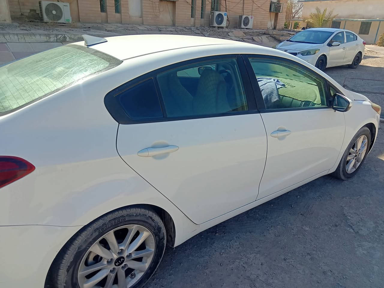 كيه فورتي موديل 17 محرك 2000حره بسمي /***********

