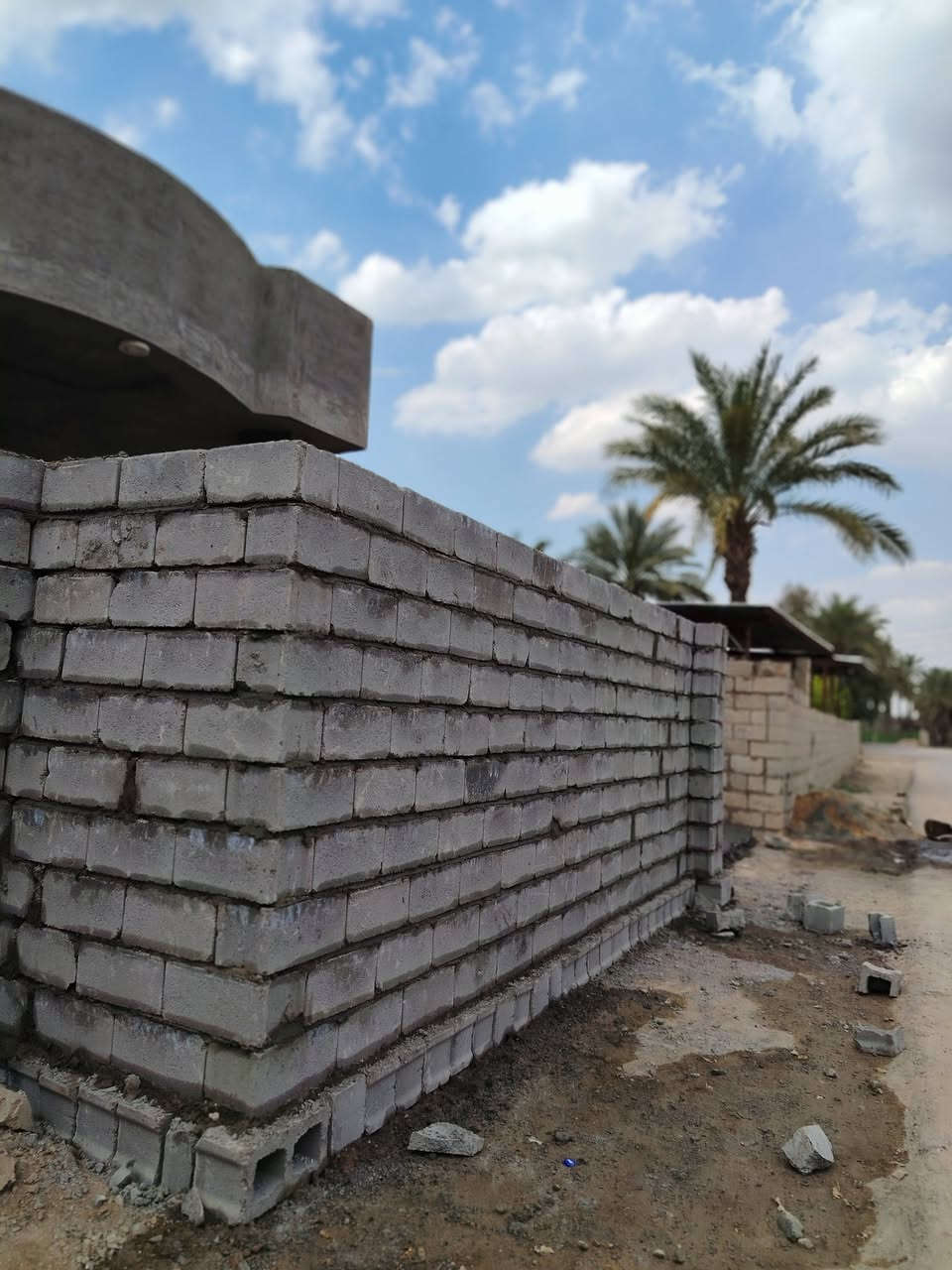 سلام عليكم خلفه بناء شغل درجه اولى في جميع مناطق بغداد قطعي ويومي نشتغل اتصل ***********////***********وتساب
