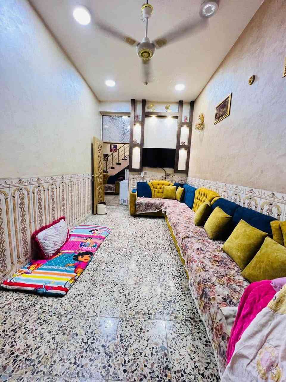 دار للبيع المساحه 100 م طابو زراعي سند 25 نادر الثانيه منطقة كراغول قرب صيدلية الصفا. سعر الدار 60 مليون 
***********
***********

