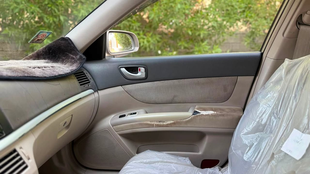 السلام عليكم
سوناتا 2008 خليجي مكفوله منل ضربه بيها صبغ حزام فقط مكينه 2400 جاهزه منل كلشي كير ومكينه وحداديه وتخم تاير وتبريد ثلج السياره كلشي شغال بيه مابيه اي نقص وترايك وين مايعجبك راعيها يمي بنفس المنطقه وعندي بيها وكاله عامه يعني انه احولك مكانه ذي قار قضاء الرفاعي اي ستفسار *********** سعر 92 وبيه مجال
