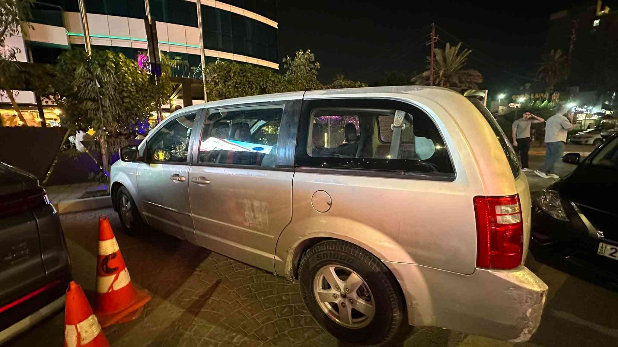 ٢٠٠٨ • ٣٣٠٠ • رقم واسط