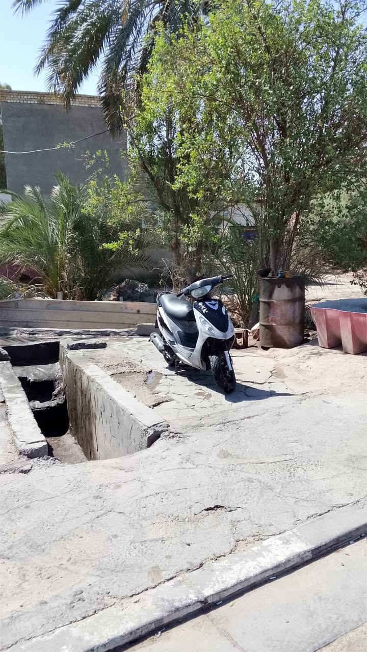السلام عليكم دراجه قجمه للبيع نضيفه كلش ما ناقصها برغي مفتوحه مره وحده سلف هندر كهربائيات كلها شغاله نكره السعر 550وبيها مجال المكان بني منصور مزرعه قرب خطوه ابو الفضل العباس للتواصل ***********الماسنجر شغال
