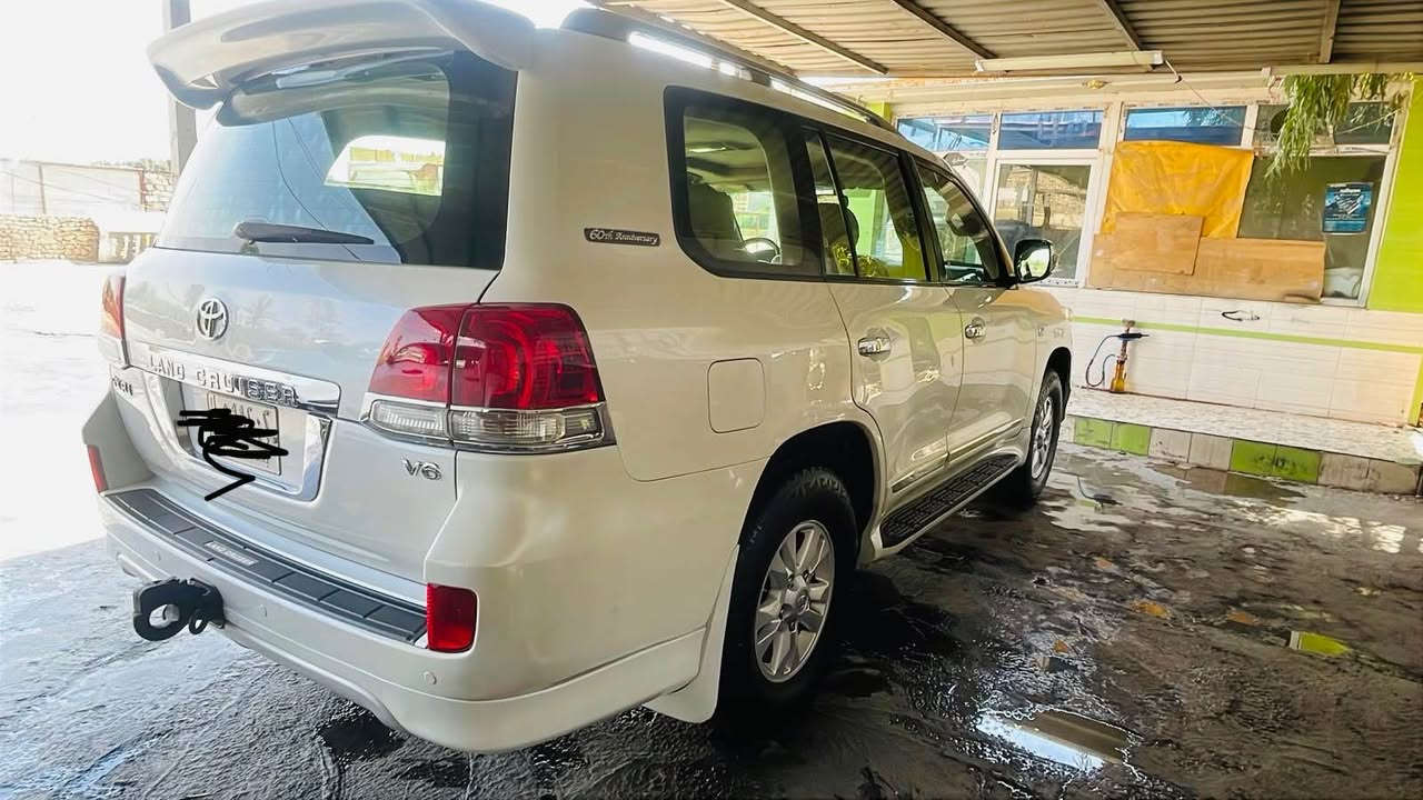 جكساره ٢٠١١ ستينيه للبيع نظيفه جدا ما بيها اي نقص مواصفاته معروفه والسونار جديد مع الصور صبغ بالجاملغ الخلفي ورش بالباب لتوحيد لون الصبغ مافيها اي تبديل كله بلاديه مكينه ابلاديه مفتوحه مره واحده تجفيت درجه اولى غراض كل ياباني مكان السياره بغداد الدوره للاستفسار *********** بغداد, العراق
