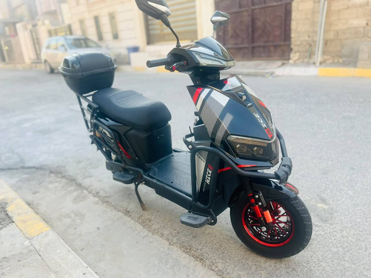 سلام عليكم للبيع دراجه شحن شبح نوع (( ألماسه)) موديل ٢٠٢٦ بعده طك باكيت مستعمل اقل شهرين شرط الفحص فول ٦ بطاريات ٤ سرعات سرعه ٩٩ لاتيات زنون عالي ناصي سماعات mb3  ماطور شرط آخو زيرو (( الوجه مغلف ppf حمايه )) السعر ٧٠٠ وبي مجال لاتصال ***********
