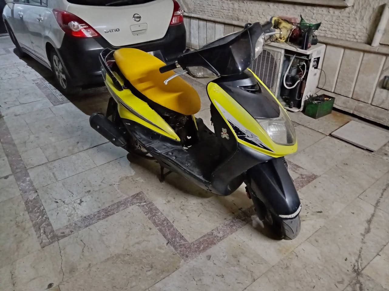 السلام عليكم سكنس كوري ١٤٠ كفرات بلاديه مكينه ناعمه كهربائيات كامله وشغاله مكان المشتل ***********
للسعر 450وبیها مجال
