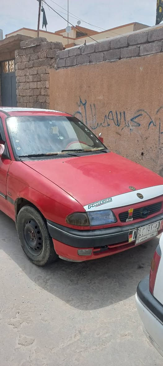 استرا للبيع موديل 95 رقم بغداد مابيه اي شي محركه شغال بدون صرف ونفخ
وبيه كاربون بانزين سعره ٣٣ وبيه مجال 
مكاني موصل. استفسار اتصل لرقم *********** او راسل واتساب
