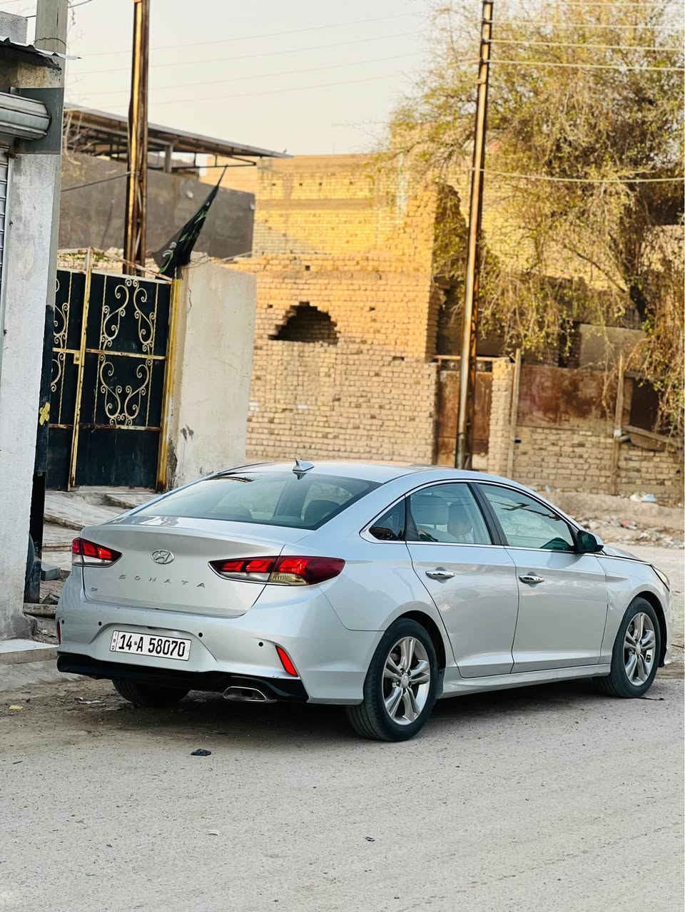 سلام وعليكم سوناته مديل 18 بيه 3 قطع بدون دواخل سياره جديده وجاهزه وارد امريكي  سياره جاهزه للخير سعر مناسب 114 بكاني بصره *********** الرياض, السعودية
