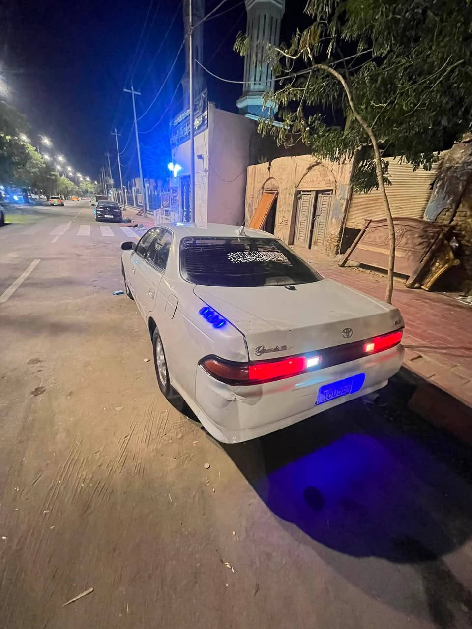 السلام عليكم مارك نفخ للبيع موديل 93 سنويه ماصاقطه مكينه كير تبريد ثلج 🧊 حداديه جديده تخم تاير جديد سياره جاهزه وحلوه السعر 42وبيه مجال المكان كوفه للاستفسار ***********
