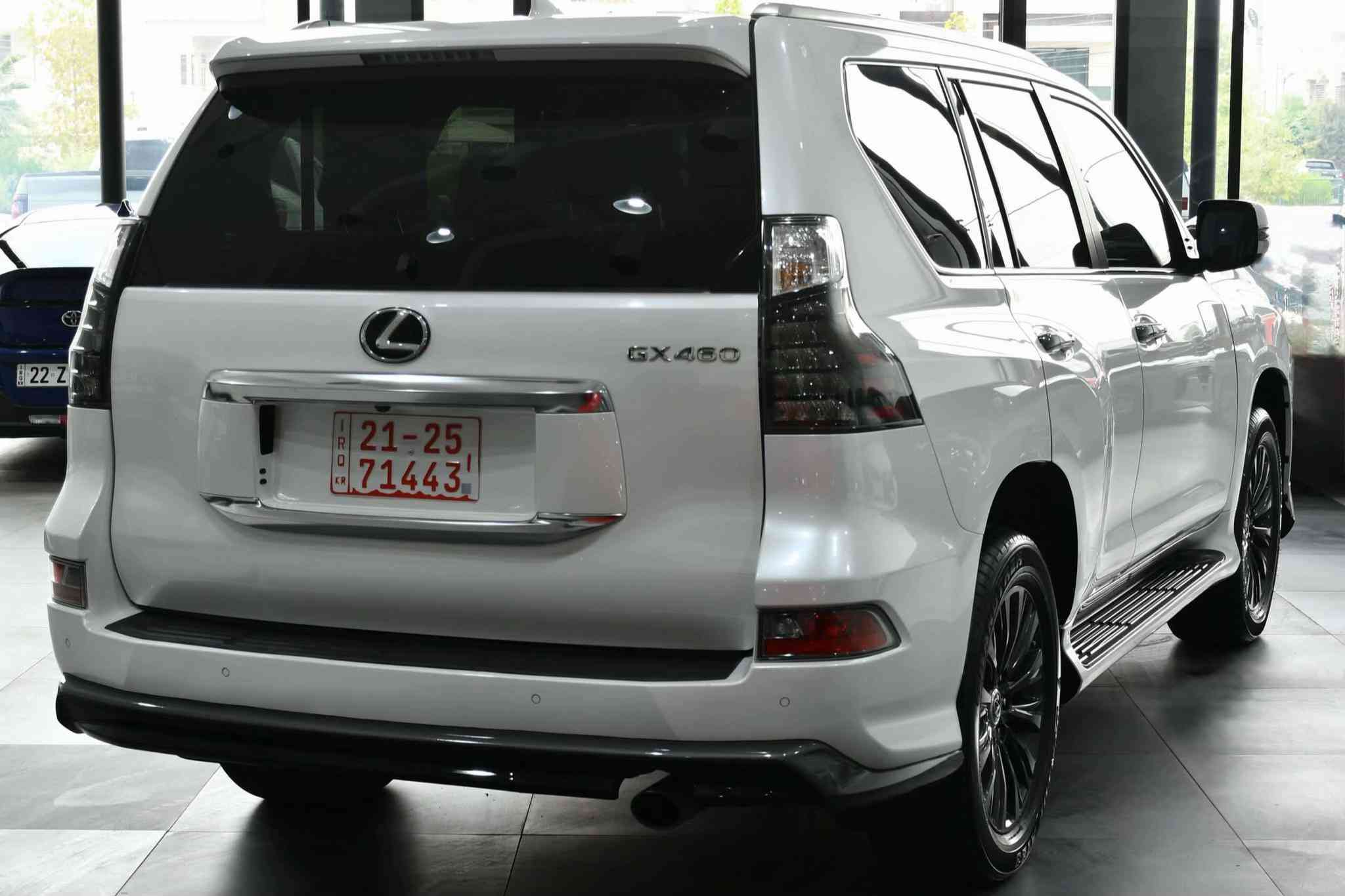 للبيع Lexus GX 460 2023 • اللون: أبيض • المكينة: 8 سلندر V8 • الممشى: 33,000 ميل • الضرر: صفحة السايق صبغ • السيارة نظيفة ومواصفاتها ممتازة           � السعر:295 ورقة    📍للمعلومات اكثر يرجى التواصل على الرقم *********** واتس اب او اتصال شكرا لتواصلكم معنا🙏

