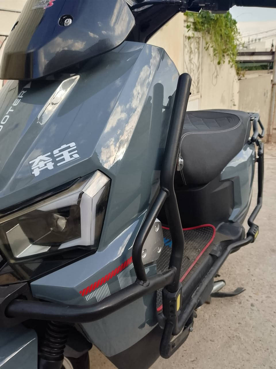 سلام عليكم مطور صاعقه مدرع كامل مديل2026 مطور جديد ونصيف بطاريات شرط الفحص ملف عقل شرط وين ماتريد روح افحص جلخ مابي 6بطاريات مصطره ملف 2000حقيقي سرعه 85حقيقي وصل شراء بي سعر مليون و 50وبي مجال الرقم ***********
