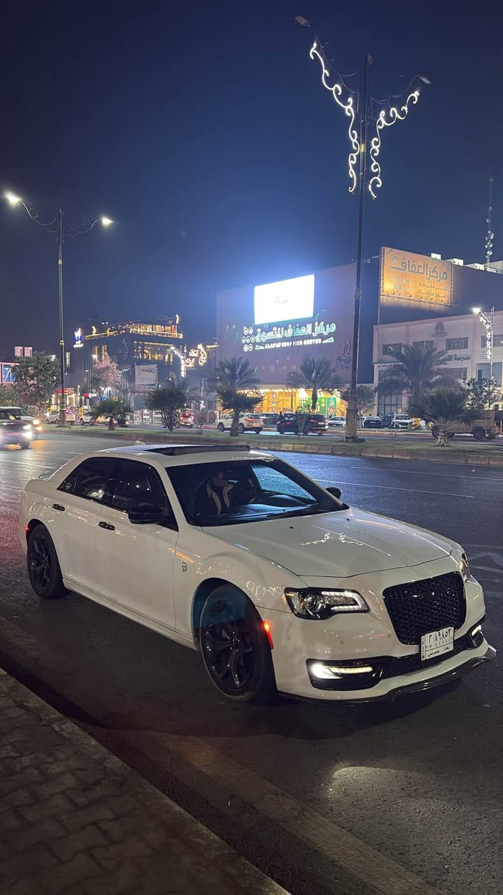 أعاده النشر بسبب الوعود الكاذبه!!
 اوباما 2021 S رقم بغداد
ماشيه 56 الف ميل 
حادثها بسيط ؛ مبدل بيها قطعتين يلادية جاملغ وبنيد نفس اللون بدون صبغ.
فوول مواصفات عدا رادار الامامي
(برده كهربائية كشنات كهرباء تدفئه و تبريد ستيرن كهربائي تدفئه بانورما كشنات جلد وعليها سستم داخلي كاربون فايبر)
السياره جديده تخم تاير جديد وحداديه جديدة ومابيها اي نقص
كير مكينه شاصي كله كفاله 
السعر 300 وبيه مجال بسيط 
مكاني كربلاء للاتصال ***********
*********** Singapore
