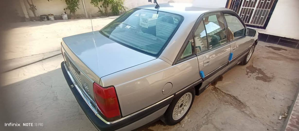 بسم الله اوبل اوميكا للبيع موديل ٩٣ محرك 2000 رقم انبار انكليزي فول اوتوماتيك سياره مكفوله لادعمه ولاكصه مصبوغه جماليه اثر جراد سياره كلش نضيفه احلى من الصور بعد مال جناي مناقصه كلوب كهربائيات كله شغاله مشروع وطني تحويل مباشر سنويه لل ٢٠٣٠ السعر ٣٤ مال بيع المكان الرمادي الجزيره للاتصال ***********
