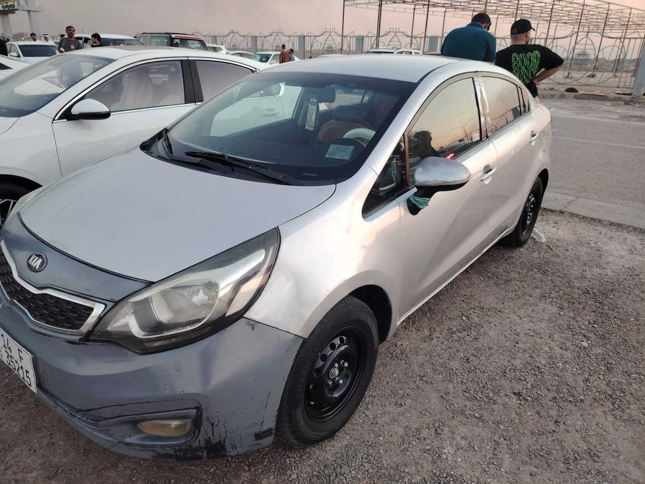 السلام عليكم سياره كيا ريو 12 مكينه وجير صلوات على محمد سياره باسمي عنوان البصره ***********
