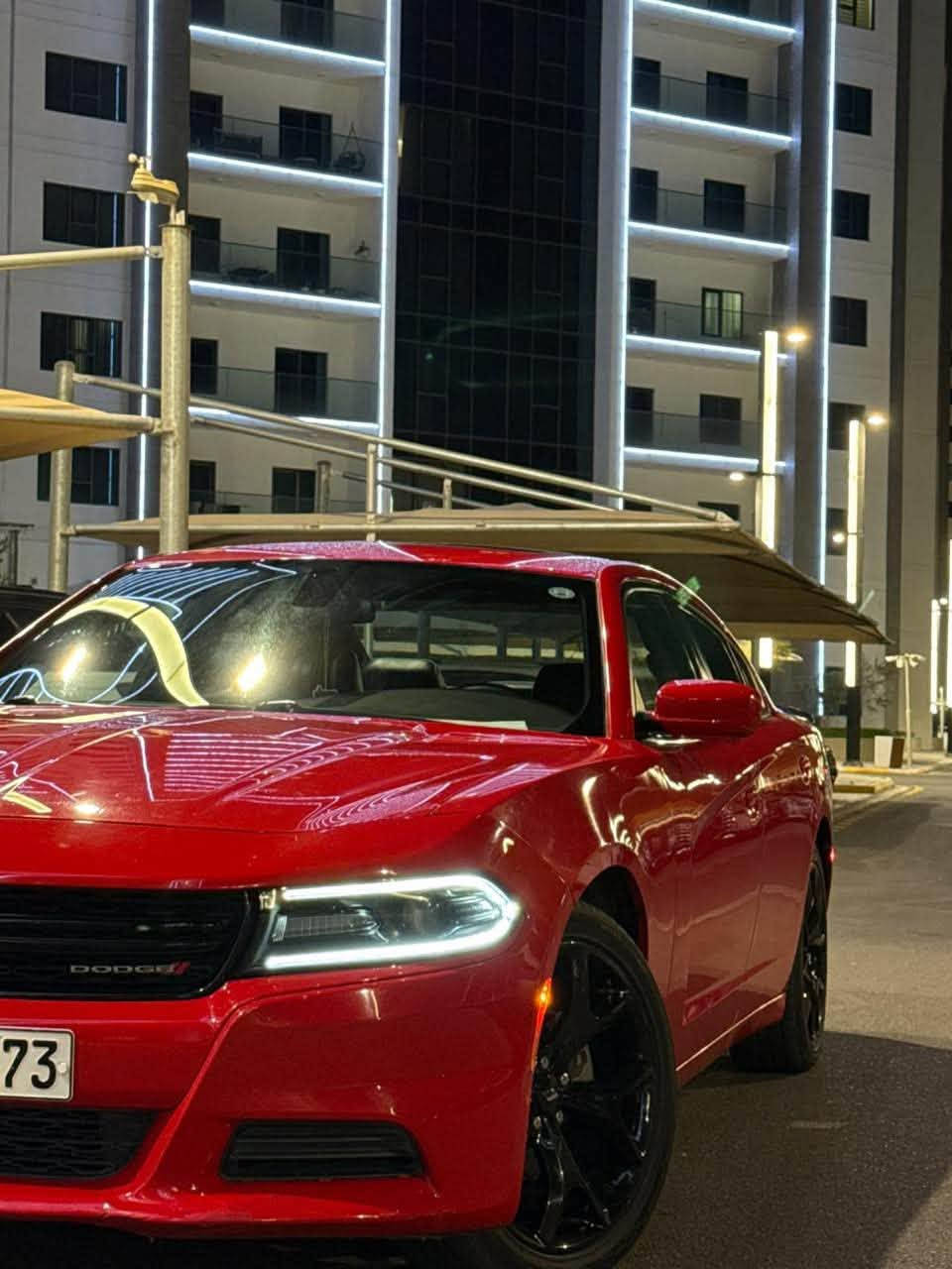 السلام عليكم اخوتي الطيبين
جارجر موديل ٢١ sxt بلس ٦سته سلندر 
وارد امريكي حادثه شخط بلجاملغ الامامي جهة السايق وبابين صبغ يعني ثلاث قطع صبغ موضح صور الحادث بلمنشور 
بدون دواخل 
بدون ايرباك 
فول مواصفات السياره 
فتحه
كشنات كهرباء 
خزن ميموري 
تدفئه تبريد الكشنات 
كير مكينه مكفولات كفاله عامه 
ماشيه السياره mi49 
السياره خير من الله وماناقصه اي شي جاهزه للاخير 
السياره رقم اربيل باسمي تحويل مباشر 
الي تعجبه السياره موجوده 
مكانها بغداد /حي القادسيه 
السعر /22.000$ وبيها مجال للطيبين 
للاستفسار ***********
